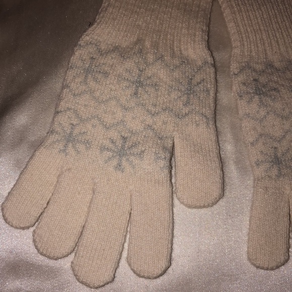 Zara Jacquard Knit White Long Gloves Pale Blue Snowflake Pattern Size S NWT - Picture 11 of 16